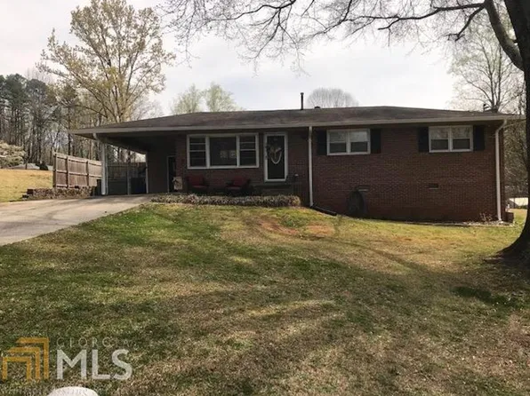 11 Poplar St, Toccoa, GA 30577