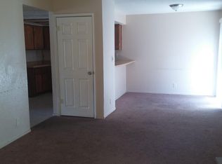 2311 Planz Rd APT 13, Bakersfield, CA 93304