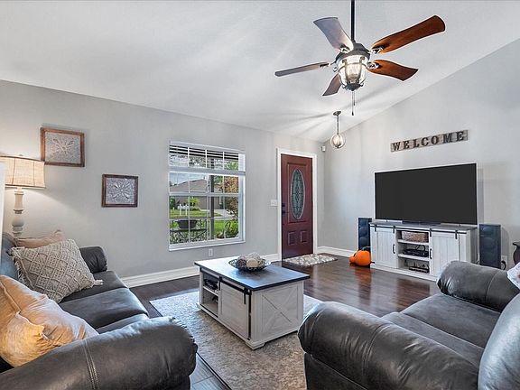 4th image of 4624 73rd St E