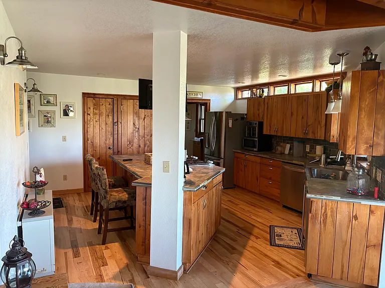 8991 S US Highway 550 — Photo 10