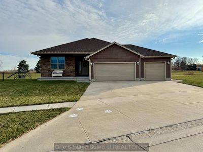2040 Greenway Dr, Aurora, NE, 68818