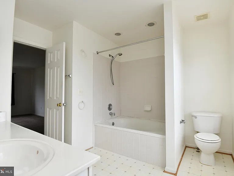 10563 Talisa Ln — Photo 12
