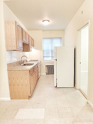 4th image of 32-32 44th St #2F