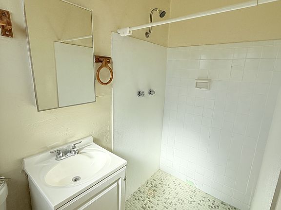 4th image of 240 W Sahuaro St #15