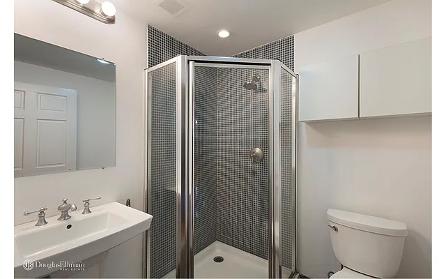 Rented by Douglas Elliman | media 5