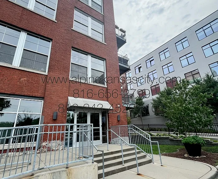 136 Main St #203 — Photo 2