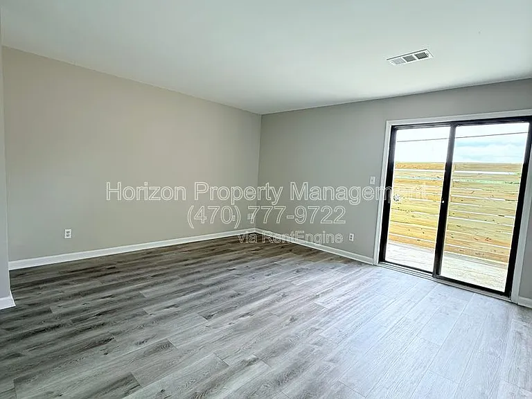 3730 Old Flowery Branch Rd #J5 — Photo 6