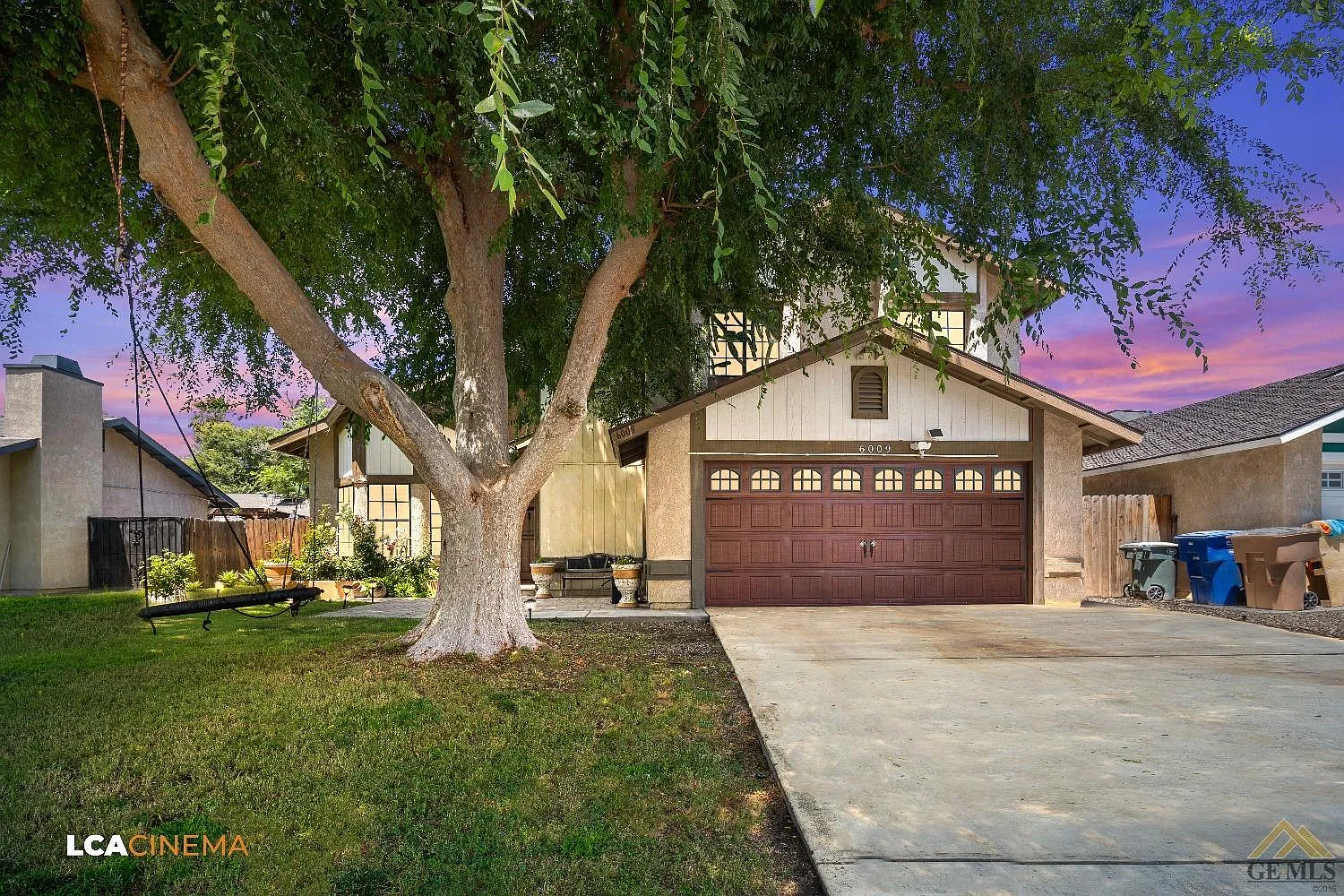 6009 Castleford St photo 1