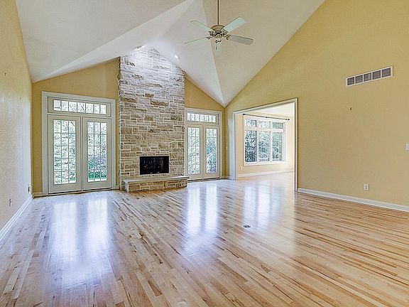 2nd image of 10540 N Hidden Creek Dr