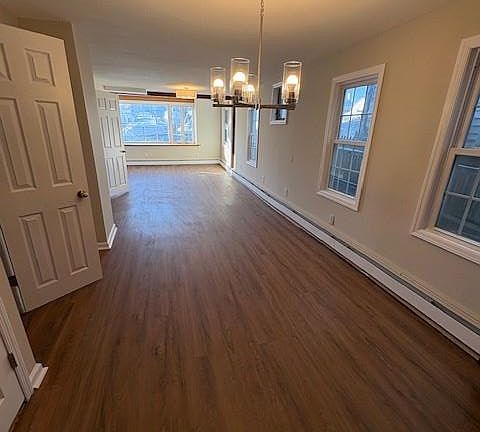 3rd image of 144 Beach Avenue