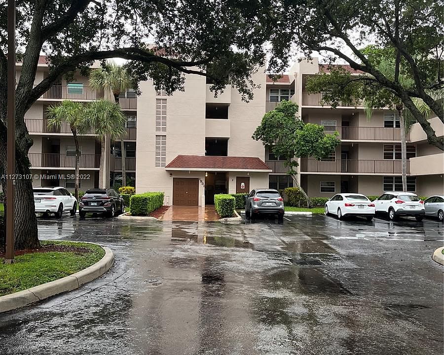 1st image of 1931 Sabal Palm Dr APT 204