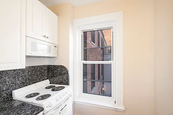 Rented by REAL New York | media 8