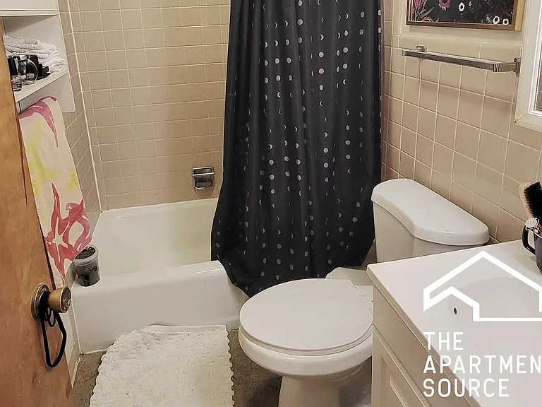 923 W Waveland Ave #2D — Photo 7