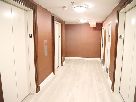 5th image of 1001 W Jefferson Ave #300/16F