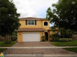 5590 SW 104th Ter, Cooper City, FL 33328
