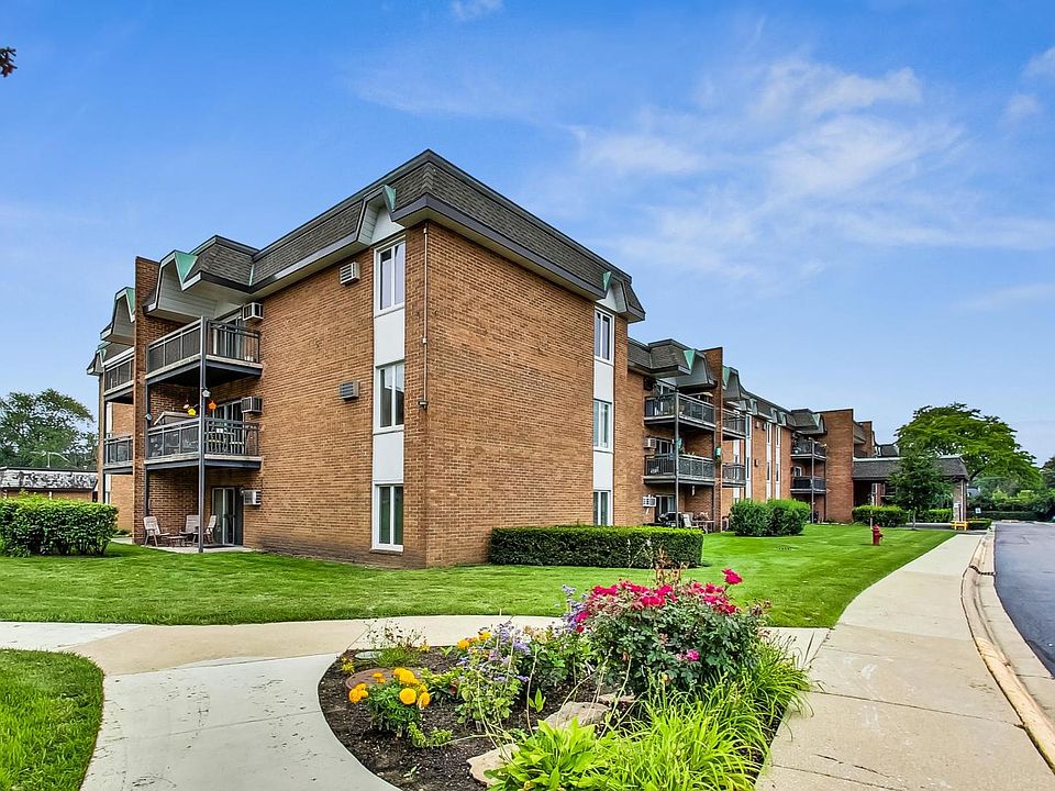 1st image of 4224 Saratoga Ave APT 114