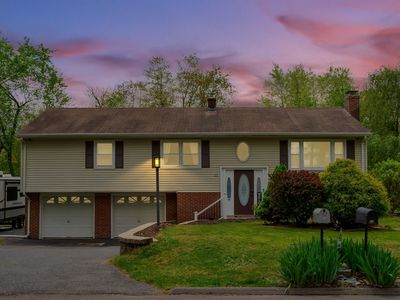 21 Oakmont Street, Enfield, CT, 06082