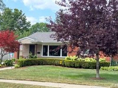 17116 Dunblaine Ave, Beverly Hills, MI, 48025