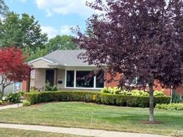 17116 Dunblaine Ave