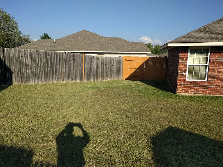 1700 Teakwood Cir — Photo 32