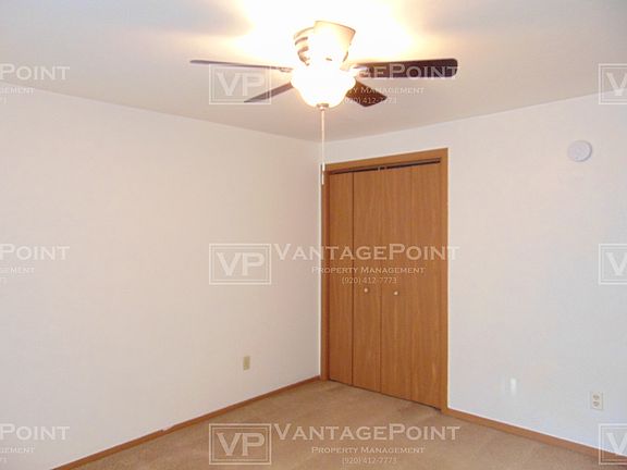 4th image of 1028 Moraine Way #2