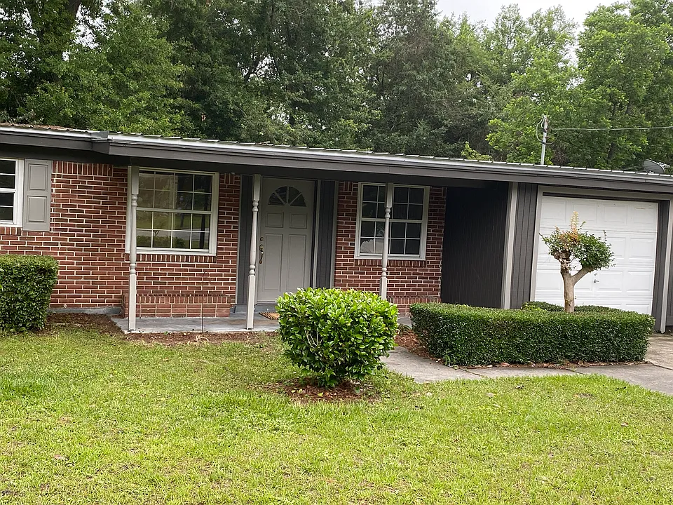171 Stafford Ave