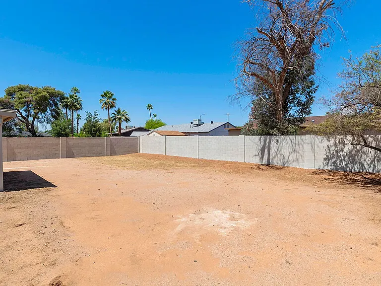 3316 E Helena Dr — Photo 25