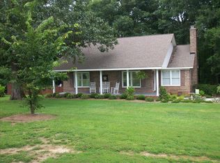 2943 Scuffletown Rd, Fountain Inn, SC 29644