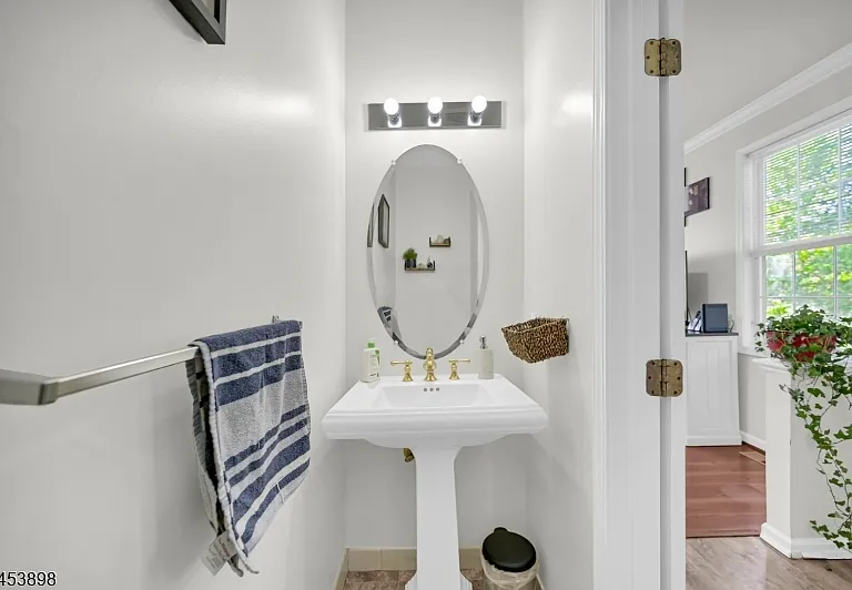 200 Barringer Dr — Photo 12