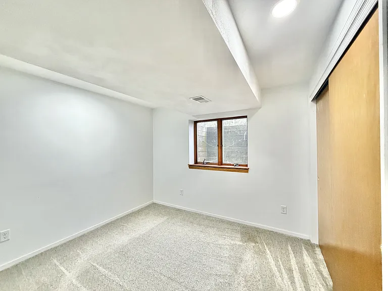 1124-1126 Brown Dr #1124 — Photo 21