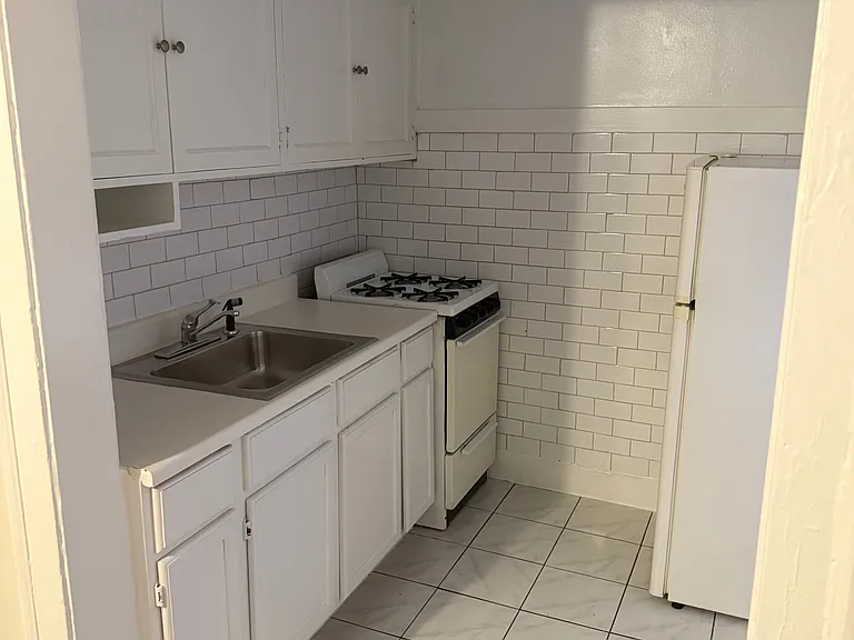 4236 N Broadway St #103 — Photo 13