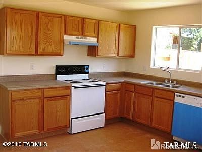 5th image of 6300 S Dunton Ave Unit 2
