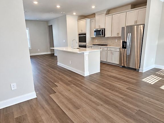 4th image of 2836 Devon Vale St
