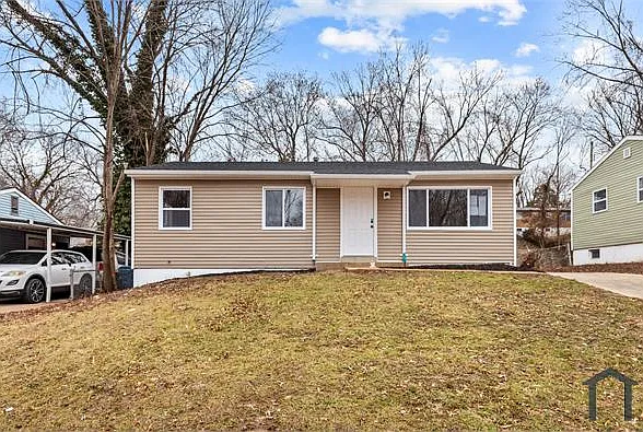 3 bed, 888 sqft, $1,750 — Photo 2