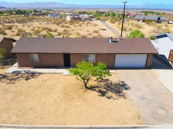 23989 Tahquitz Rd, Apple Valley, CA 92307