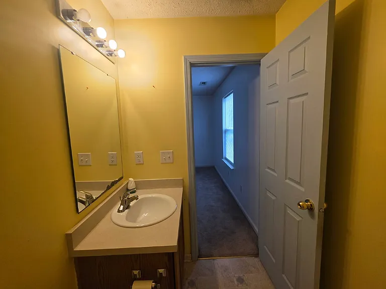 113 Gazebo Dr — Photo 10