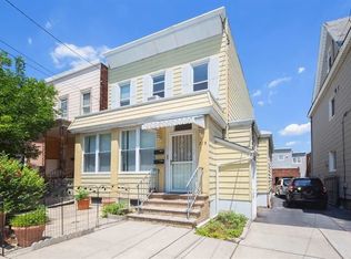 218 Dodd St #2, Weehawken, NJ 07086