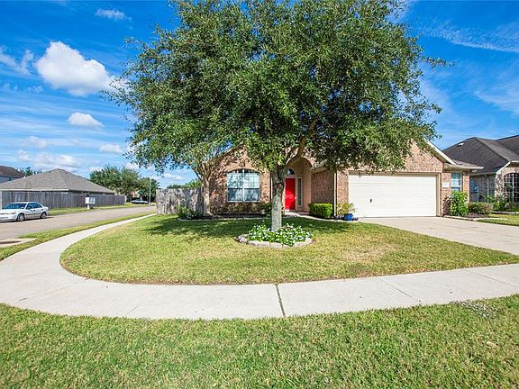 2nd image of 4709 Cedar Hill Dr