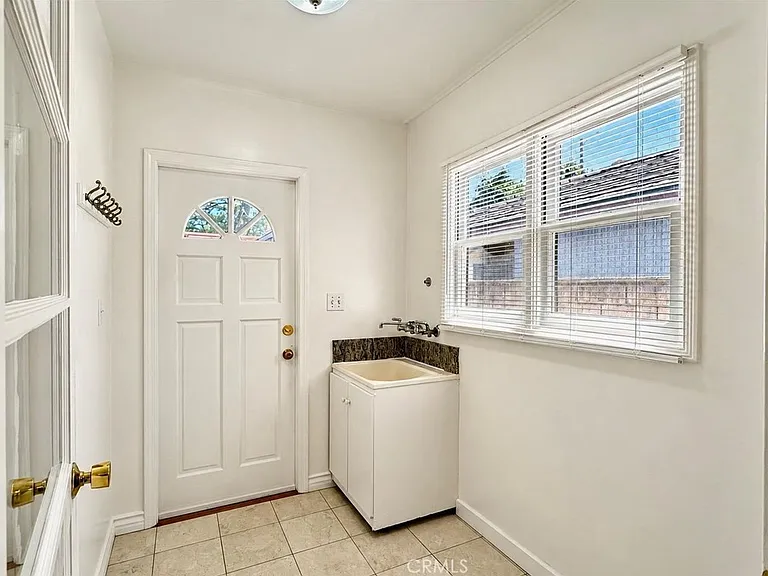 2845 Sheffield Rd — Photo 10