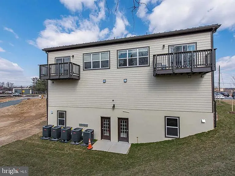 3303 Demirel Way #D — Photo 11