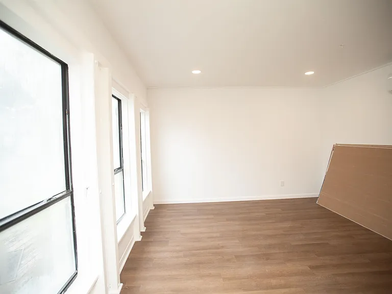 13118 Old River Dr — Photo 18