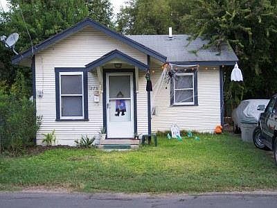 1st image of 275 OELKERS ST
