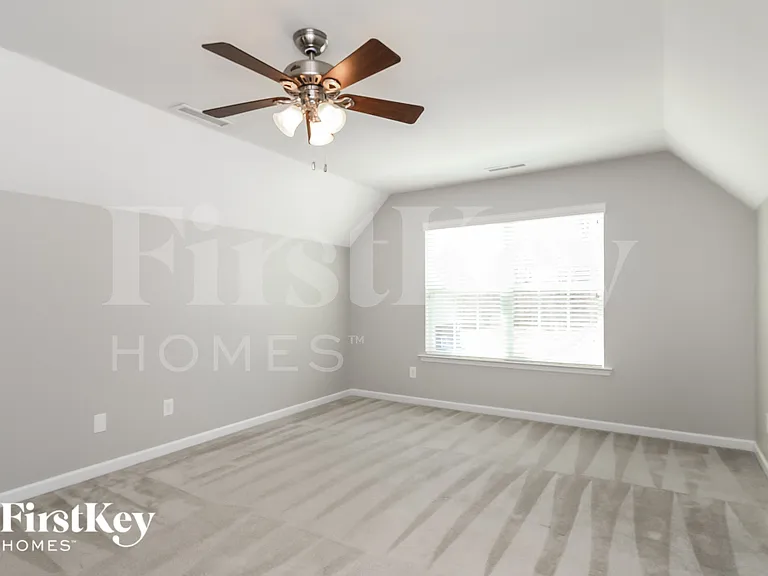 1643 Ashmead Ln — Photo 11