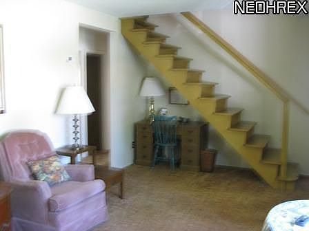 3rd image of 195 Fairpark Dr