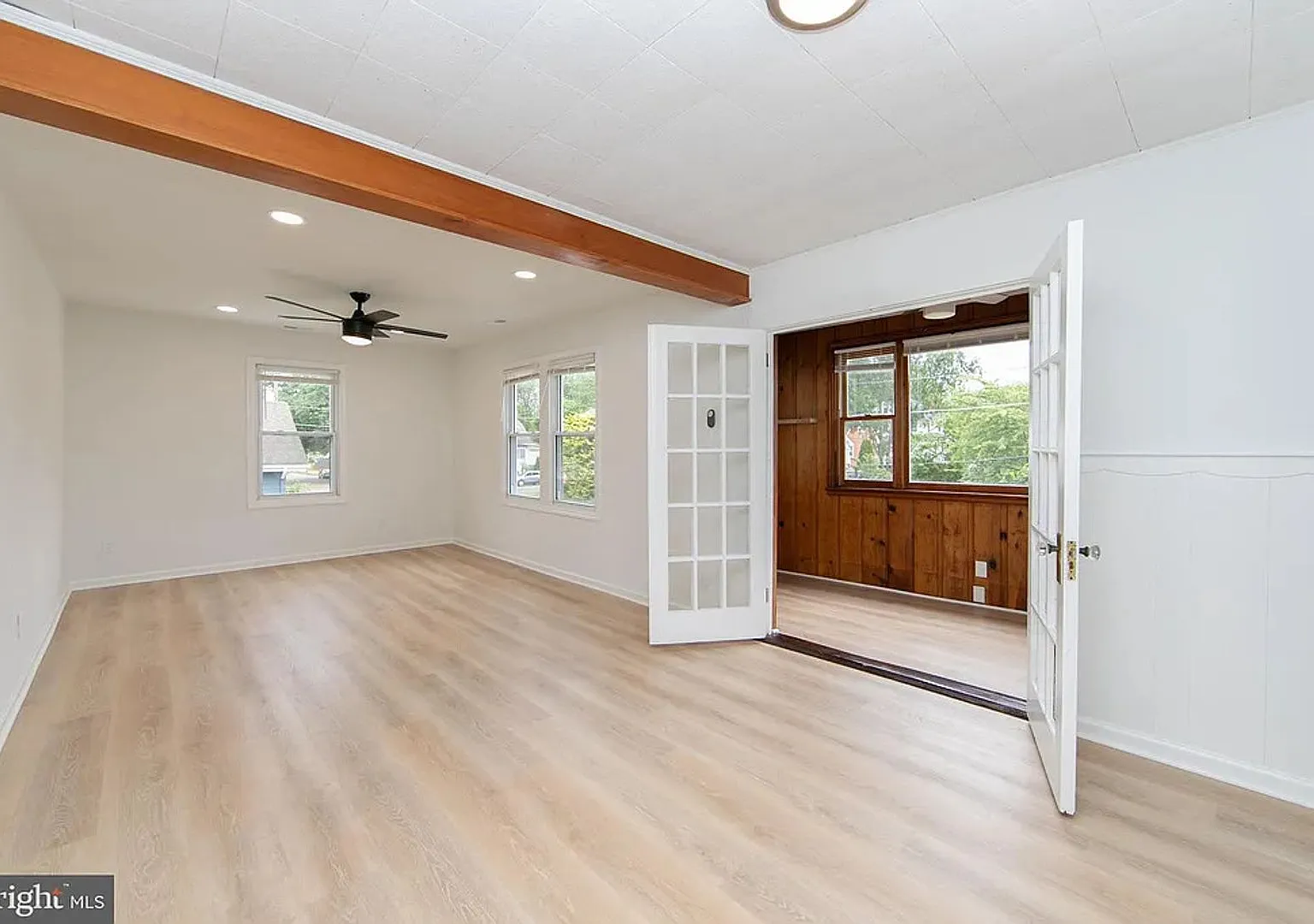 2 bed, 1.0 bath, 1300 sqft, $2,300 — Photo 1