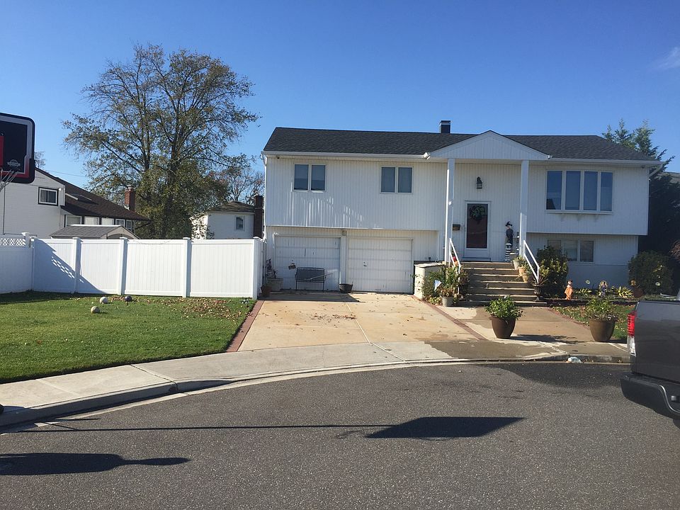1st image of 3026 Davis Pl