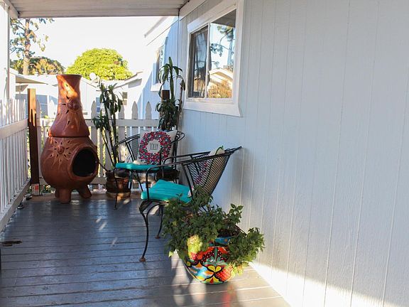 3rd image of 1885 E Bayshore Rd #50