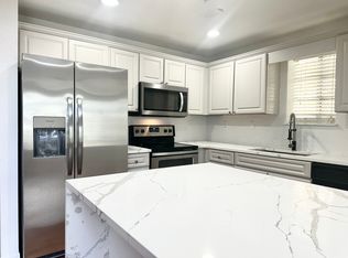 5230 W Kennedy Blvd, Tampa, FL 33609