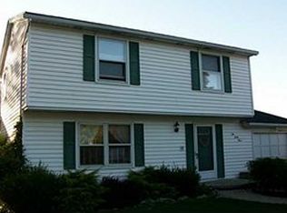243 Hilltop Ln, Spencerport, NY 14559