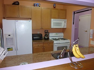 1st image of 1563 Royce St APT 1B